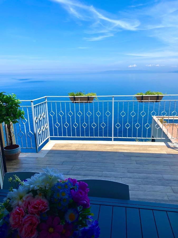 Blue Jolie Villa Scilla Exteriör bild